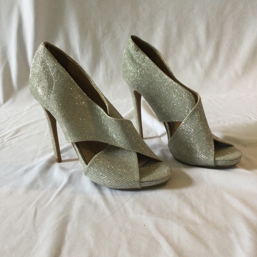 Metallic Glitter Peep-Toe High Heels - Silver